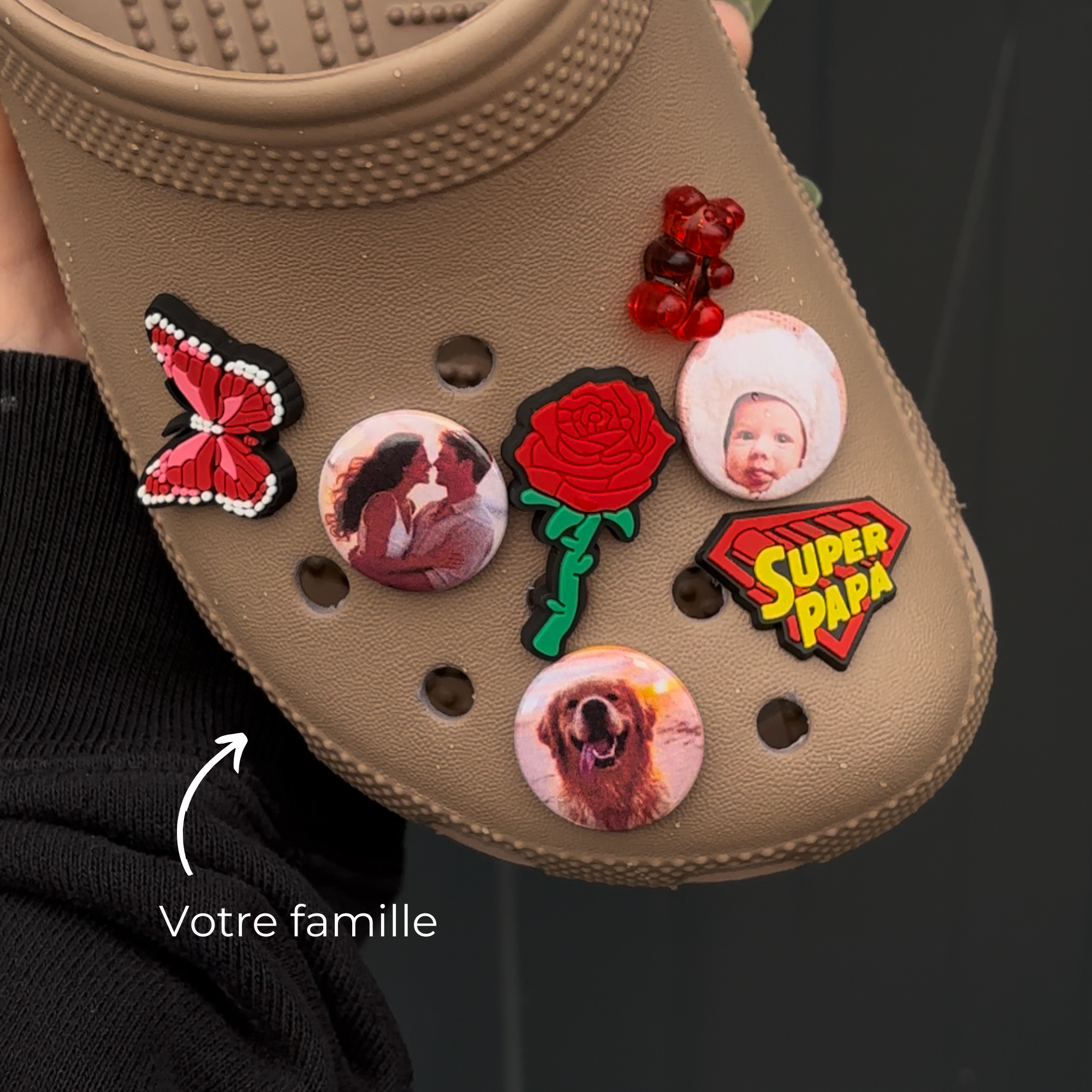 pins logo personnalisé famille