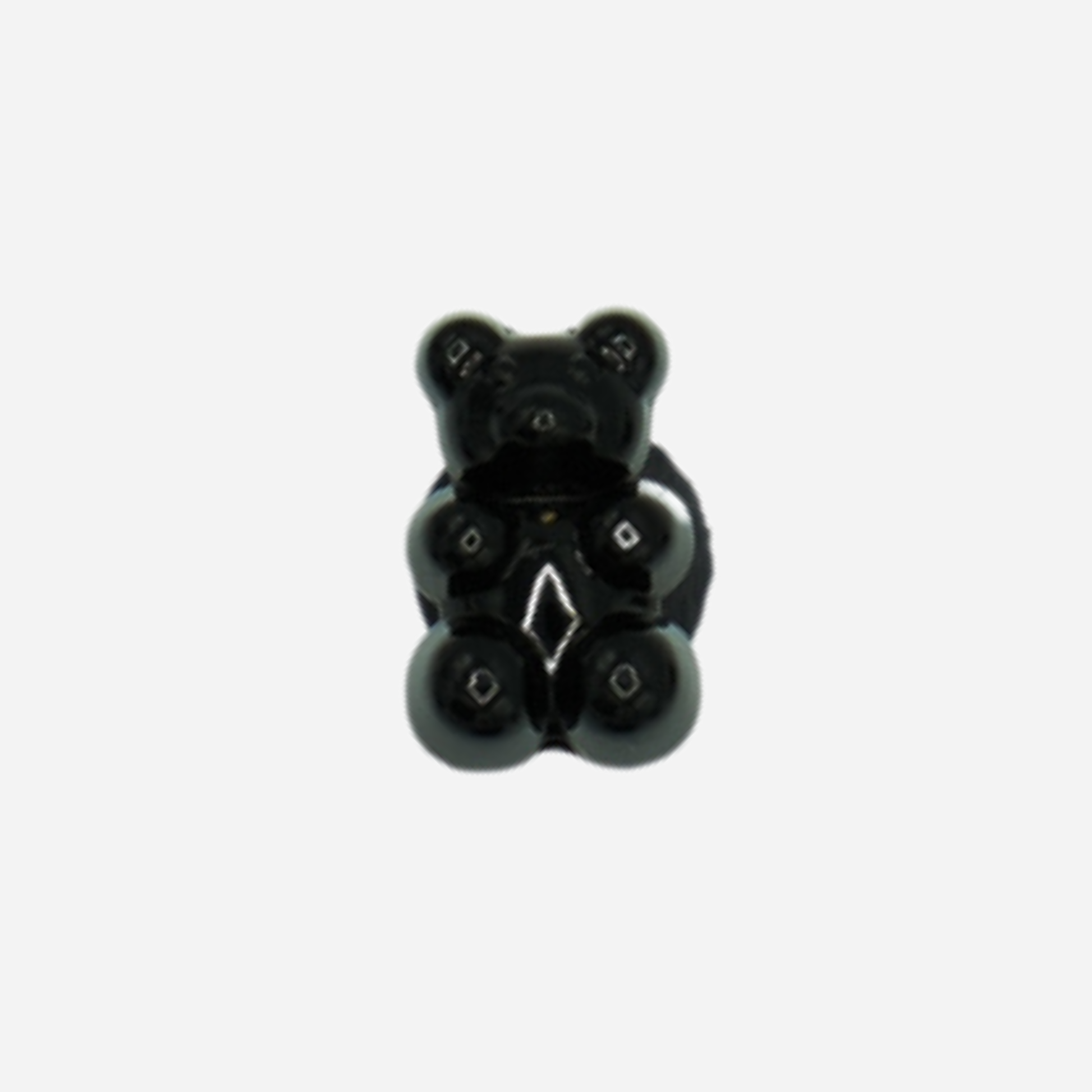 pins petit ourson noir