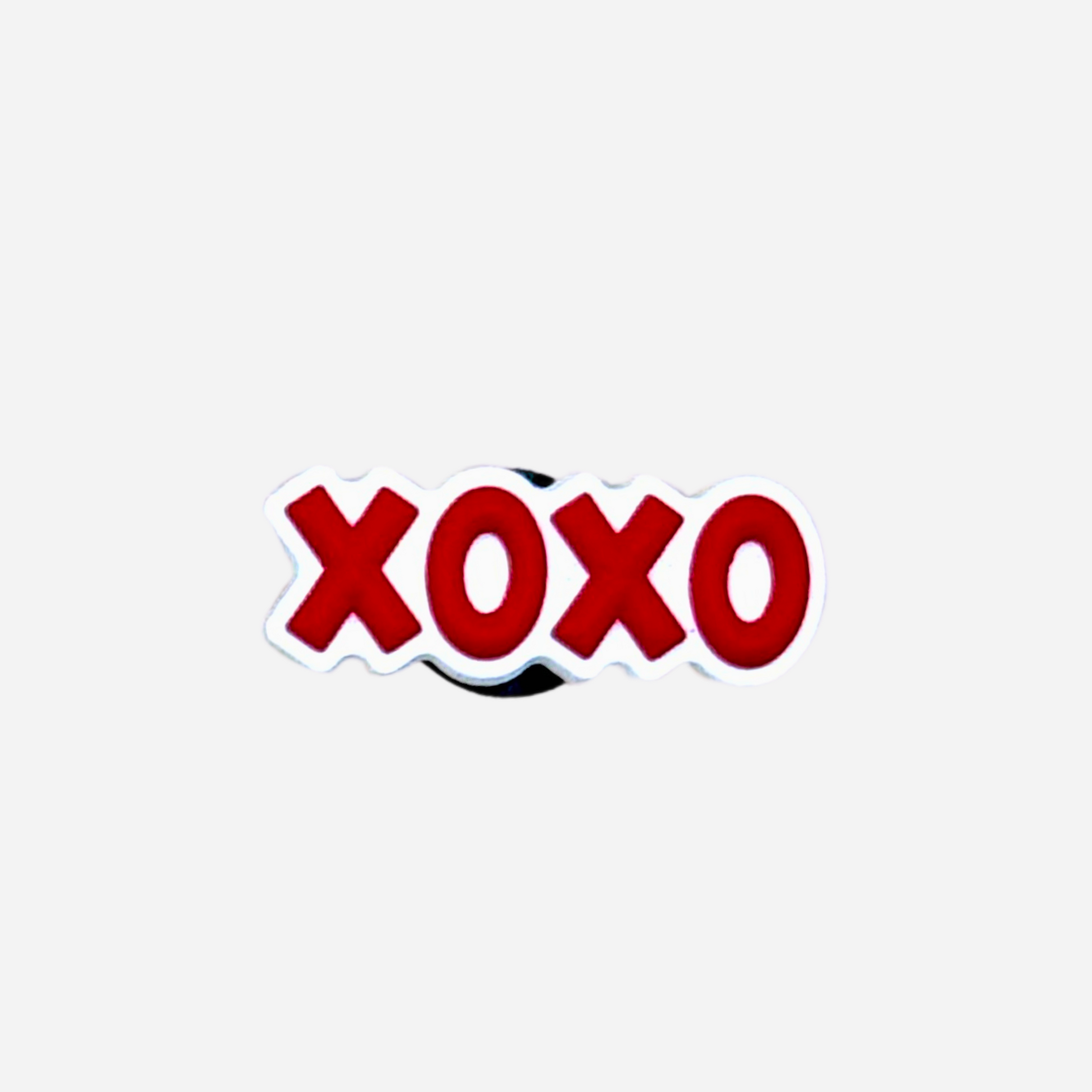 pins xoxo rouge blanc